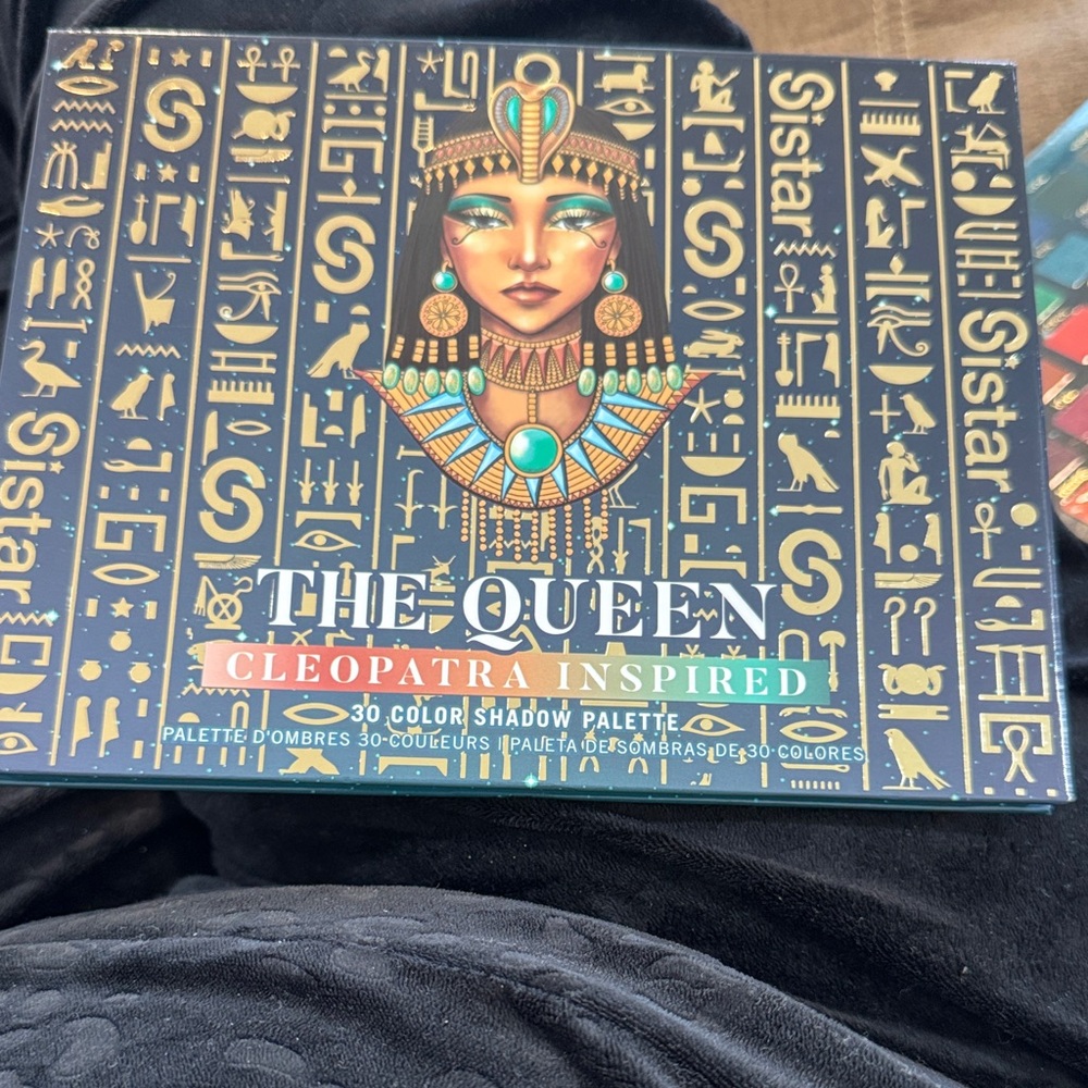 Sistar The Queen Cleopatra Inspired Eyeshadow Palette